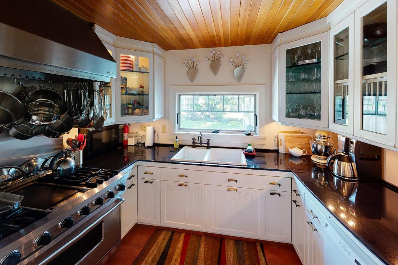 Wecoma Creekside Villa Lincoln City Buitenkant foto