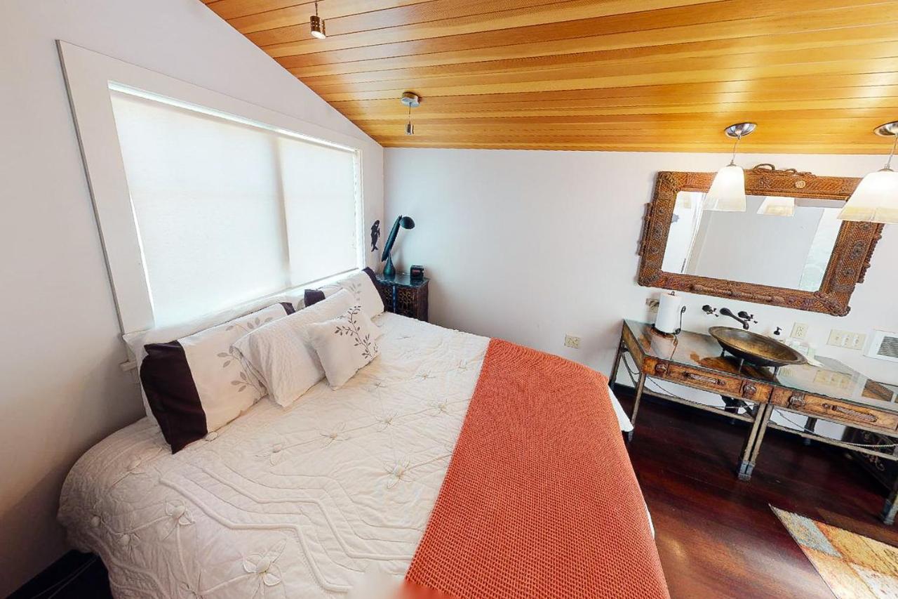 Wecoma Creekside Villa Lincoln City Buitenkant foto